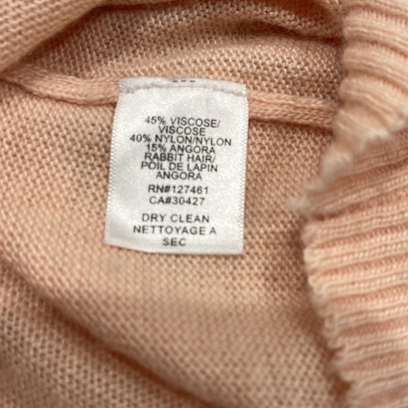 Wildfox Gold Label Sequin Leopard Print Peach Angora Blend Sweater SZ XS - Picture 7 of 7